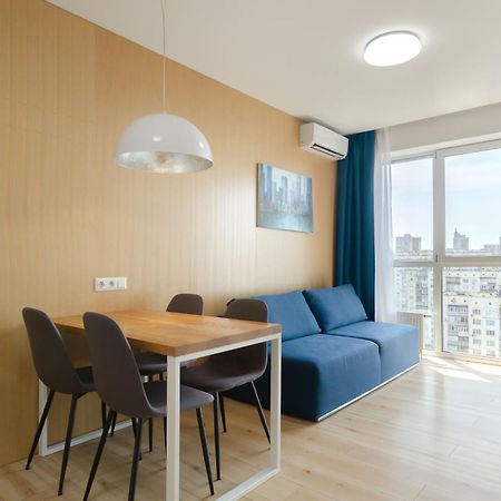 Petrovdom 234-241-86-96 In City View Apartments At Rc Kvartet,Near Central Railway Station 키예프 외부 사진