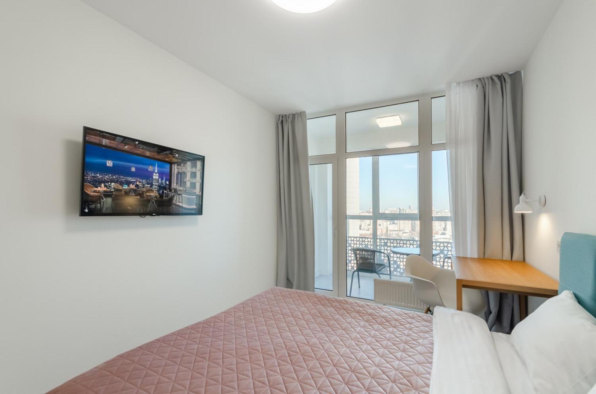 Petrovdom 234-241-86-96 In City View Apartments At Rc Kvartet,Near Central Railway Station 키예프 외부 사진