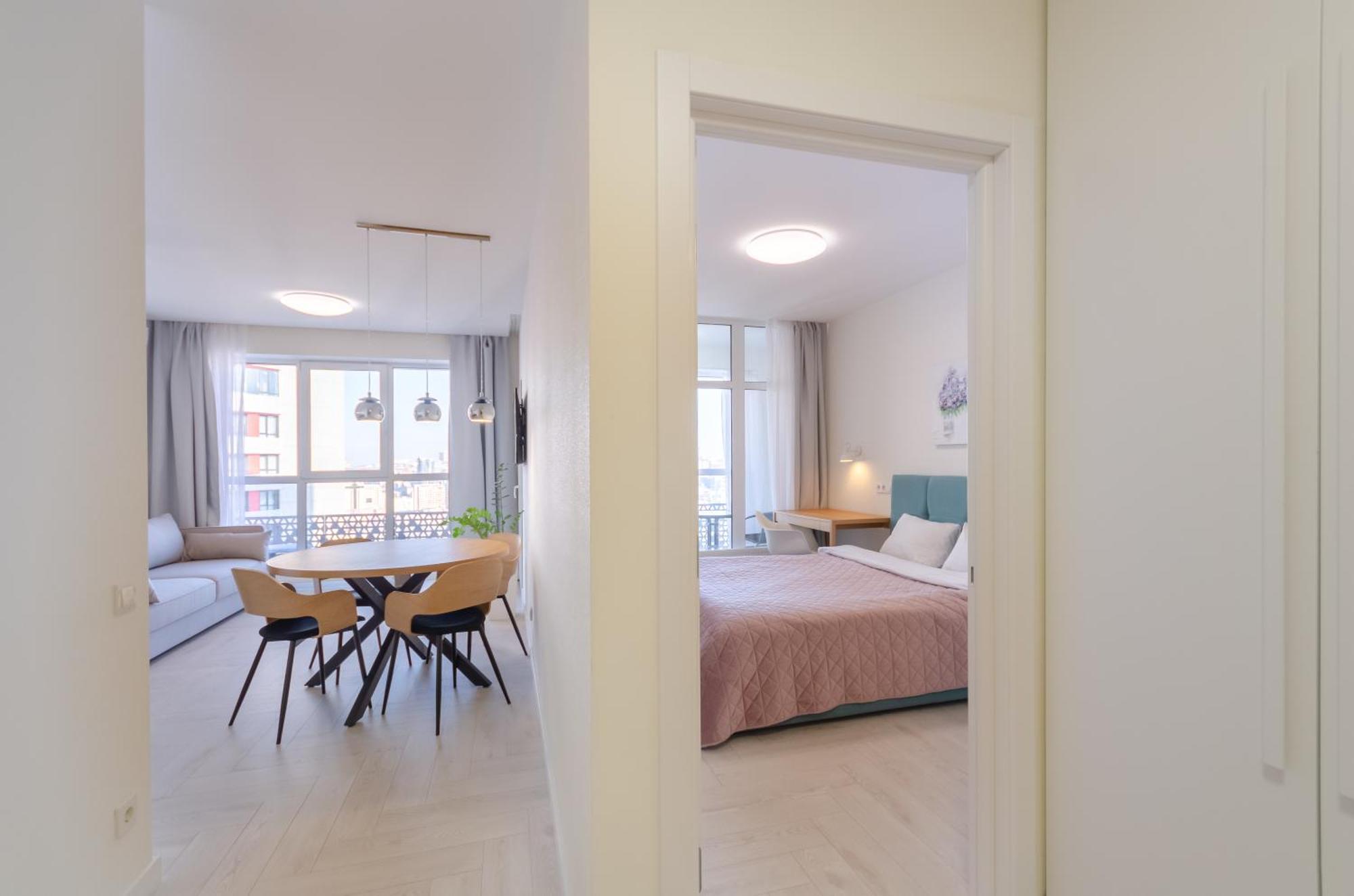 Petrovdom 234-241-86-96 In City View Apartments At Rc Kvartet,Near Central Railway Station 키예프 외부 사진