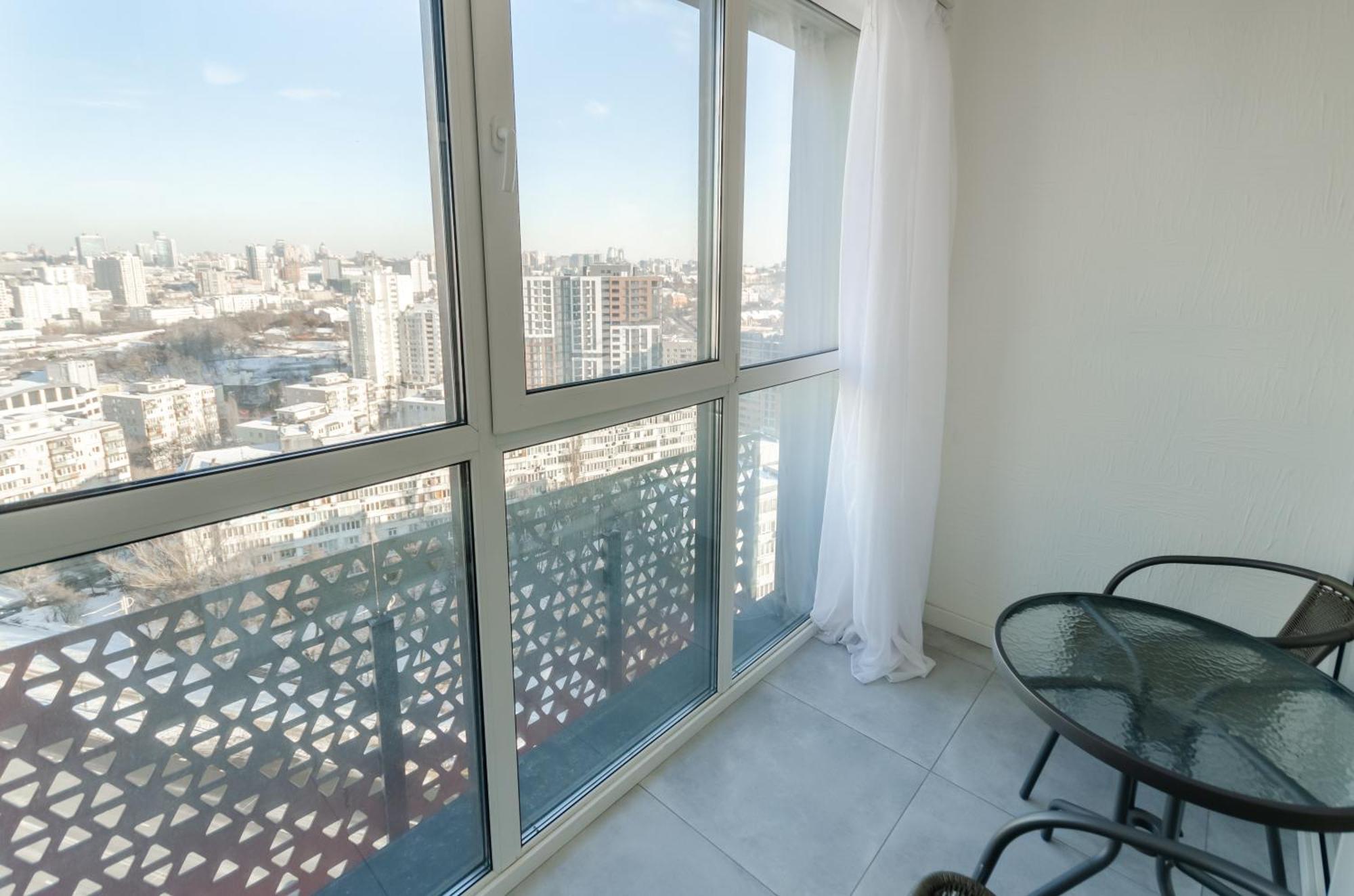 Petrovdom 234-241-86-96 In City View Apartments At Rc Kvartet,Near Central Railway Station 키예프 외부 사진